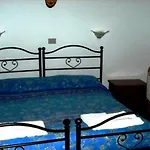 Holiday Residence Πανσιόν Turi
