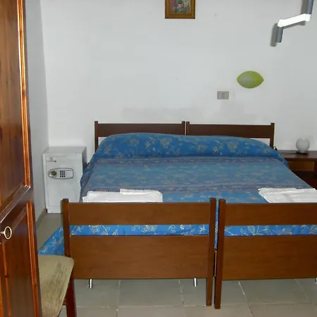 게스트하우스 Holiday Residence 4*