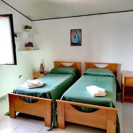 假日公寓酒店 3*