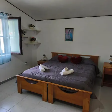 Holiday Residence 4*