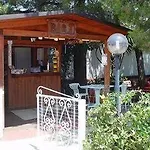 Holiday Residence 게스트하우스 투리