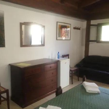 Holiday Residence كاساماسيما