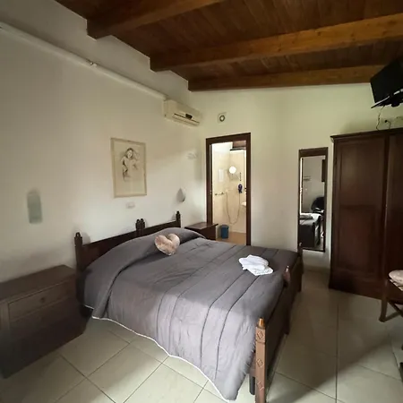 Guest house Holiday Residence