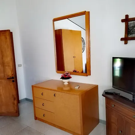 Holiday Residence Гостевой дом