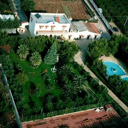 Pensión Holiday Residence 4*