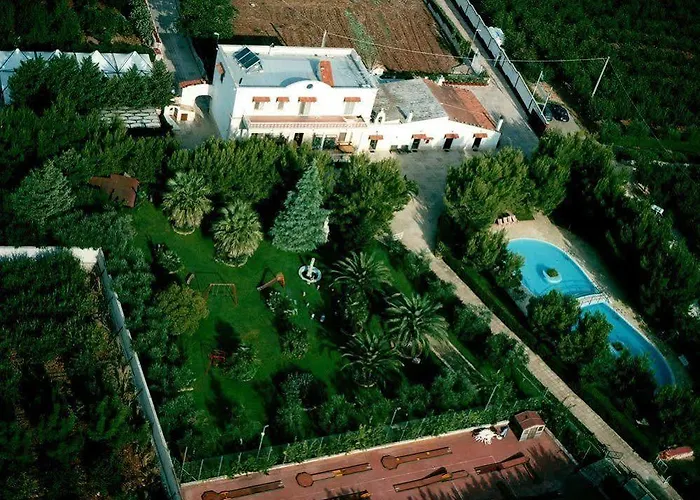 Guest house Holiday Residence 3*